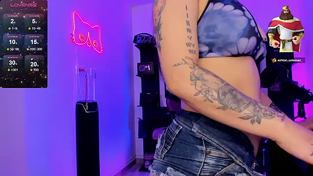 miss kitty online show from 10, 5, 2026