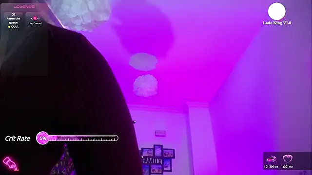 Snapshot of paula_brausin chatting on 21, 12, 2024 paula brausin online show from 21, 12, 2024