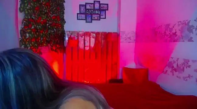Snapshot of paula_brausin chatting on 30, 12, 2024 paula brausin online show from 30, 12, 2024