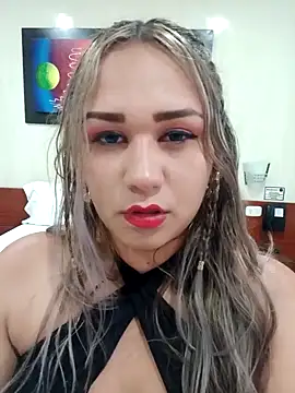 Snapshot of paula_brausin chatting on 4, 1, 2025 paula brausin online show from 4, 1, 2025