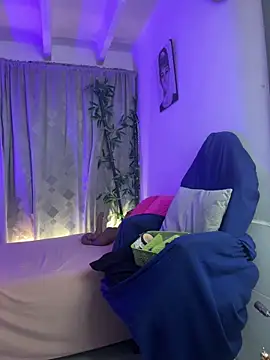 lonely shewolf online show from 3, 6, 2026