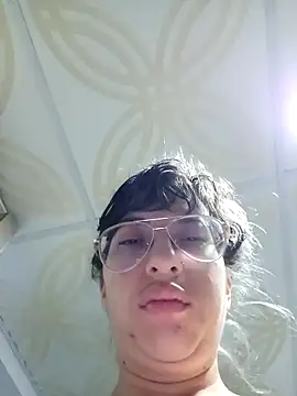 Snapshot of Piafisher1 chatting on 18, 3, 2025 Piafisher1 online show from 18, 3, 2025