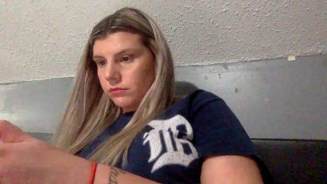 Snapshot of candycane57 chatting on 2, 10, 2025 candycane57 online show from 2, 10, 2025