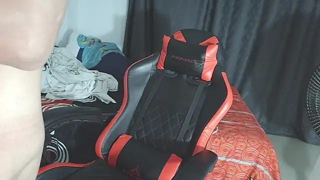 Snapshot of aresholland chatting on 13, 3, 2026 aresholland online show from 13, 3, 2026