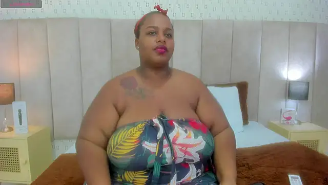 Snapshot of KiaraBrownn chatting on 12, 2, 2025 KiaraBrownn online show from 12, 2, 2025