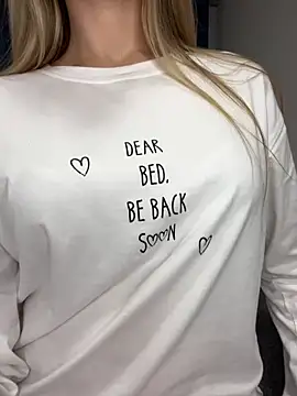 Miya Nika online show from 3, 3, 2025