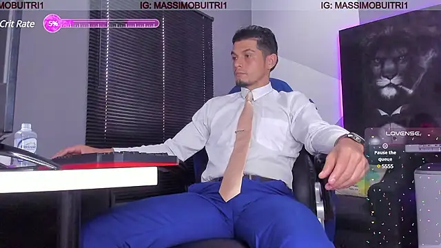 Snapshot of massimo_g chatting on 3, 12, 2024 massimo g online show from 3, 12, 2024