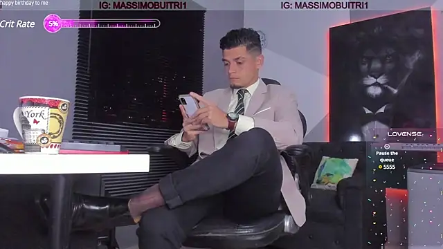 Snapshot of massimo_g chatting on 10, 12, 2024 massimo g online show from 10, 12, 2024