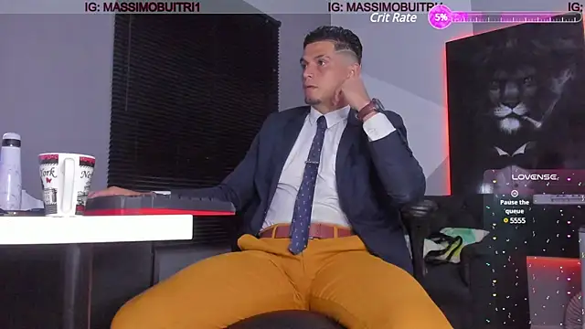 Snapshot of massimo_g chatting on 5, 1, 2025 massimo g online show from 5, 1, 2025
