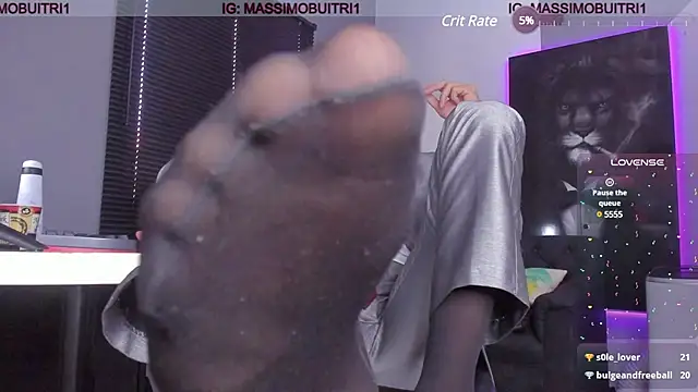 Snapshot of massimo_g chatting on 15, 1, 2025 massimo g online show from 15, 1, 2025