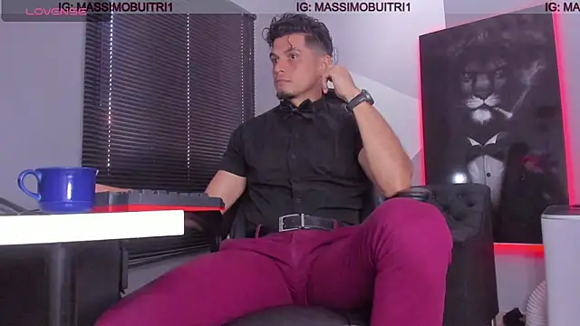Snapshot of massimo_g chatting on 22, 1, 2025 massimo g online show from 22, 1, 2025