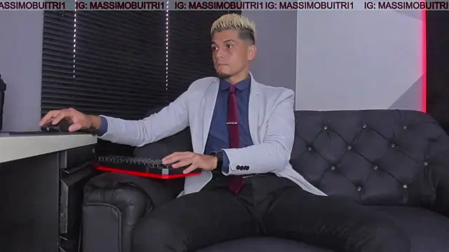 Snapshot of massimo_g chatting on 13, 1, 2026 massimo g online show from 13, 1, 2026