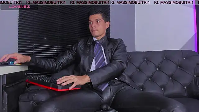 Snapshot of massimo_g chatting on 15, 4, 2026 massimo g online show from 15, 4, 2026