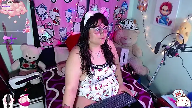 Snapshot of _lilith_heavy chatting on 10, 7, 2026 lilith heavy online show from 10, 7, 2026