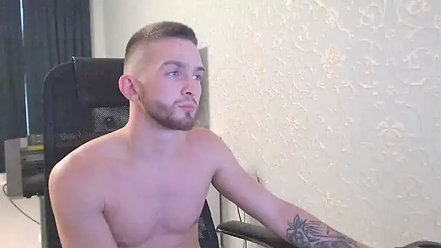 Snapshot of Marselle_Laker chatting on 12, 1, 2025 Marselle Laker online show from 12, 1, 2025