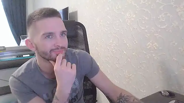 Snapshot of Marselle_Laker chatting on 6, 2, 2025 Marselle Laker online show from 6, 2, 2025