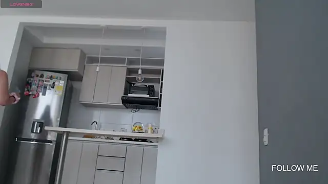 Snapshot of cristal_sexybody chatting on 6, 4, 2026 cristal sexybody online show from 6, 4, 2026