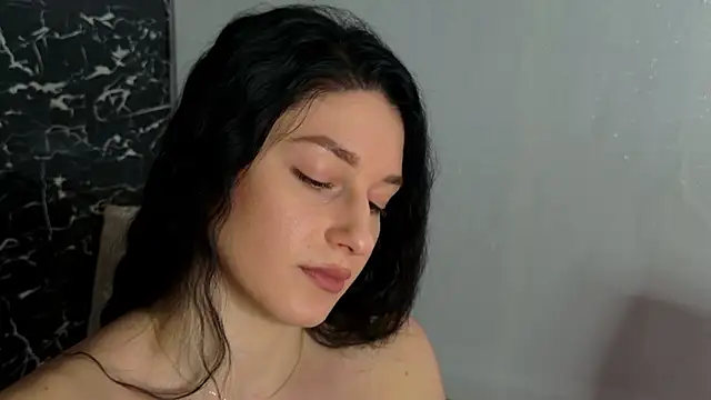 moniqque online show from 9, 1, 2025