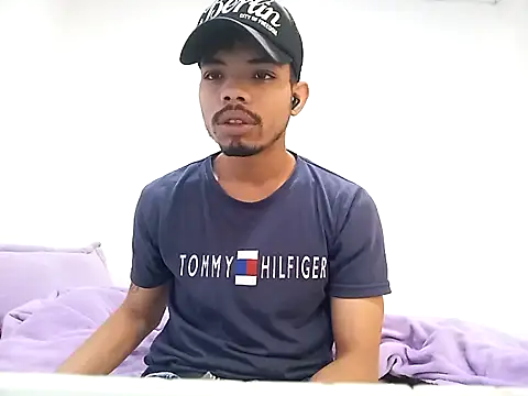 danidiazto2023 online show from 4, 3, 2025