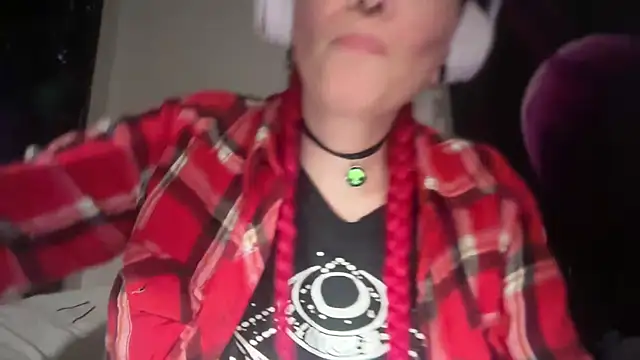 Snapshot of FRRANNKIE chatting on 18, 6, 2026 FRRANNKIE online show from 18, 6, 2026