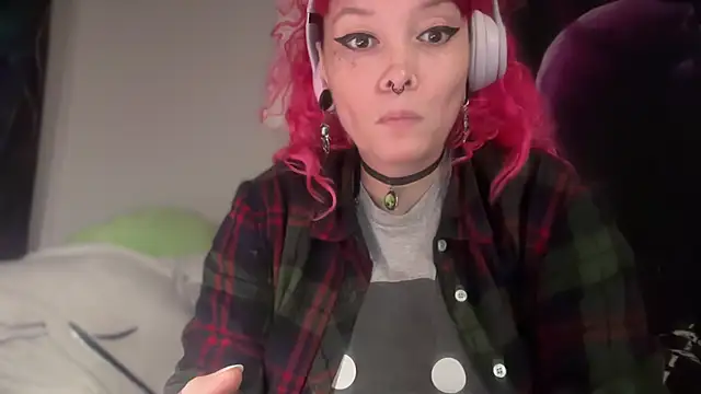 Snapshot of FRRANNKIE chatting on 15, 7, 2026 FRRANNKIE online show from 15, 7, 2026