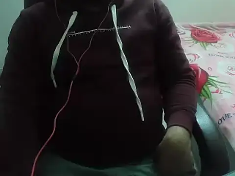 Snapshot of rentarob chatting on 3, 2, 2025 rentarob online show from 3, 2, 2025