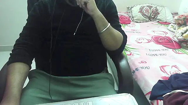 Snapshot of rentarob chatting on 8, 2, 2025 rentarob online show from 8, 2, 2025