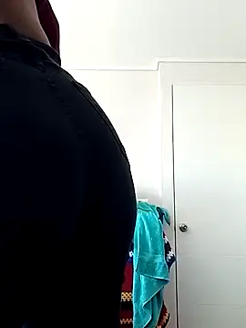 Snapshot of Morenitha-XXX chatting on 3, 12, 2024 Morenitha-XXX online show from 3, 12, 2024