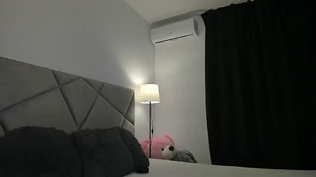 BlueEyesLexy online show from 24, 4, 2026