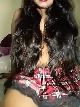 Hotlisa online show from 5, 7, 2026