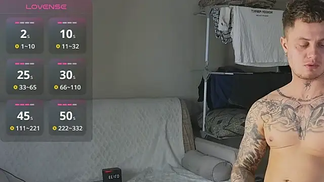 Snapshot of more__than__love chatting on 6, 4, 2026 more than love online show from 6, 4, 2026