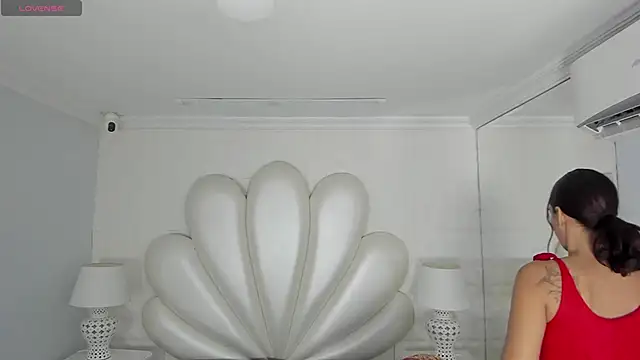 LucianaCarter online show from 16, 1, 2025