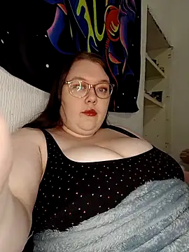 Sexycurvyemilyy online show from 27, 2, 2026
