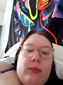 Sexycurvyemilyy online show from 9, 5, 2026