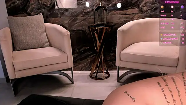 SophiePalmer online show from 20, 2, 2025