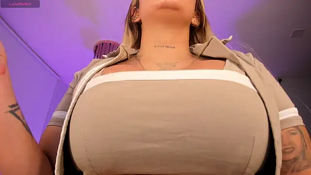 SophiePalmer online show from 25, 2, 2026