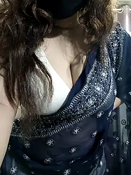 Snapshot of Sexybomb33 chatting on 15, 12, 2024 Sexybomb33 online show from 15, 12, 2024