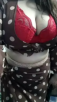 Snapshot of Sexybomb33 chatting on 3, 1, 2025 Sexybomb33 online show from 3, 1, 2025