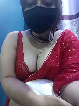 Snapshot of Sexybomb33 chatting on 17, 1, 2025 Sexybomb33 online show from 17, 1, 2025