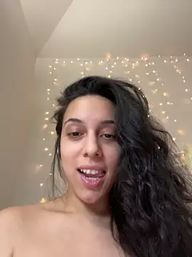 Natur4lBeautyb33 online show from 10, 1, 2025