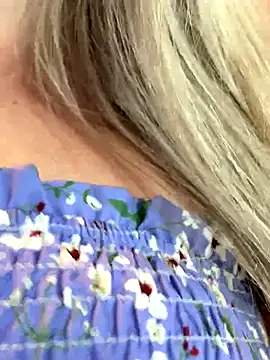 SkyelarSommer online show from 13, 9, 2025