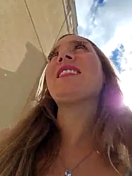 SkyelarSommer online show from 9, 1, 2026