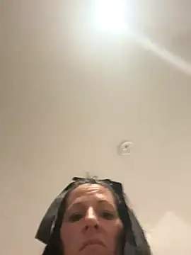 Snapshot of DominiqueX0 chatting on 17, 10, 2025 DominiqueX0 online show from 17, 10, 2025