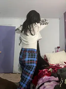 DominiqueX0 online show from 18, 2, 2026