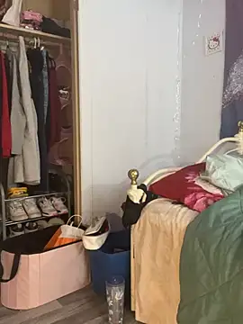 DominiqueX0 online show from 13, 3, 2026