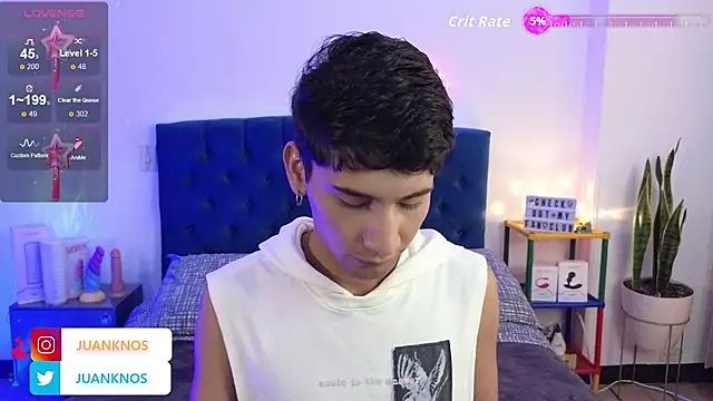 Snapshot of by_pandora chatting on 23, 10, 2025 by pandora online show from 23, 10, 2025