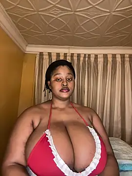 Snapshot of KnockoutBestie chatting on 25, 6, 2026 KnockoutBestie online show from 25, 6, 2026