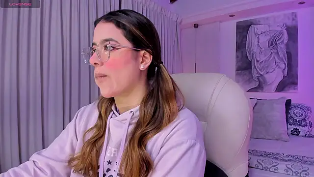 Snapshot of nathalie_rivers chatting on 26, 3, 2026 nathalie rivers online show from 26, 3, 2026