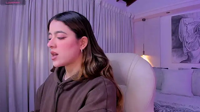 Snapshot of nathalie_rivers chatting on 3, 4, 2026 nathalie rivers online show from 3, 4, 2026