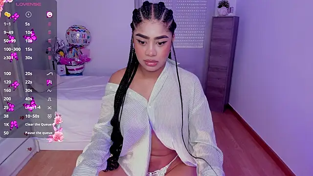 Snapshot of briana_walker chatting on 17, 9, 2025 briana walker online show from 17, 9, 2025